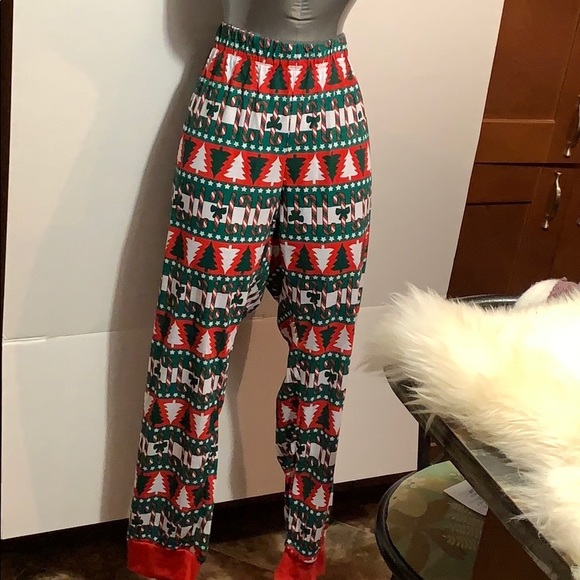 SALE!!! OK but first presents pyjama set NWT. - Picture 7 of 11